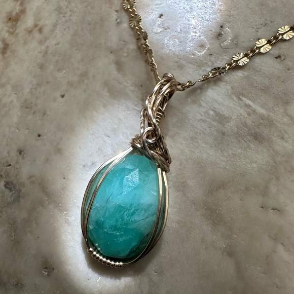 14k Gold Filled Natural Rose Cut Emerald Necklace Pendant - Picture 3 of 13